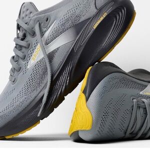 Brooks Men’s Adrenaline GTS 25 Running Shoes - Grey/Yellow New in Box